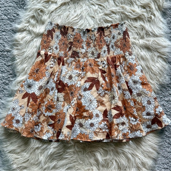 J. Crew Dresses & Skirts - NWOT J. Crew Linen Floral Smocked Skirt